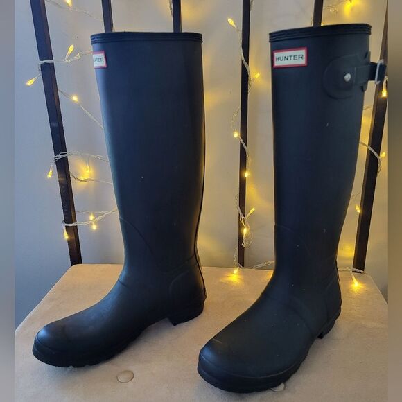 Women's size 9 HUNTER Original Tall Classic Black Waterproof Boots - Picture 2 of 8